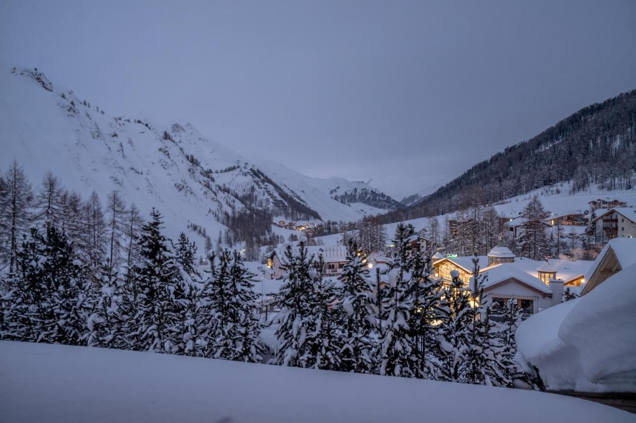 Relais & Chateaux Chasa Montana سامنون المظهر الخارجي الصورة